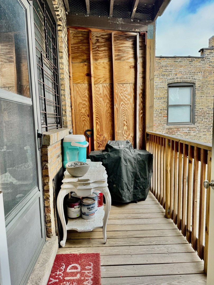 3807 N Fremont Street Unit: 3