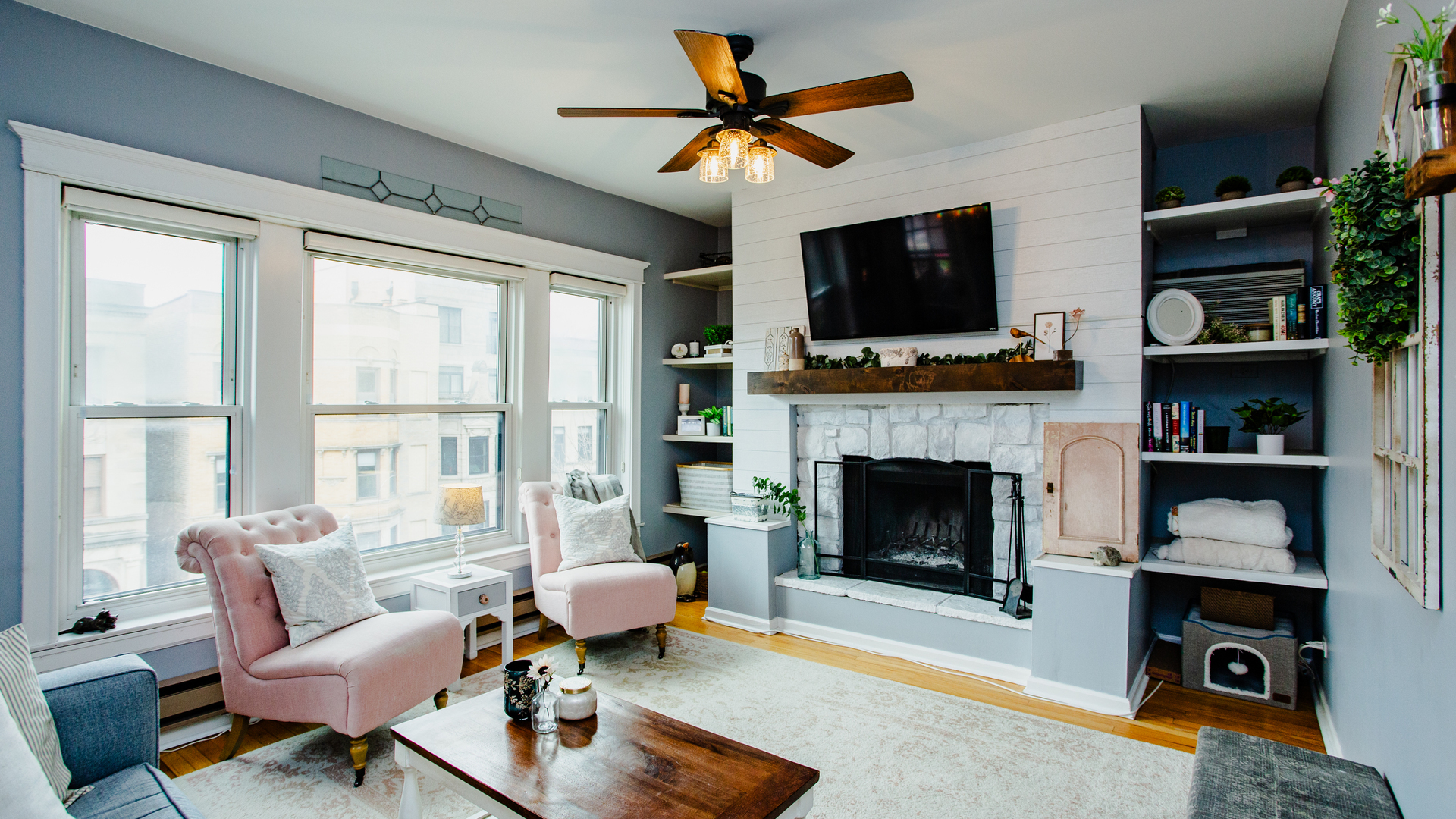 3807 N Fremont Street Unit: 3