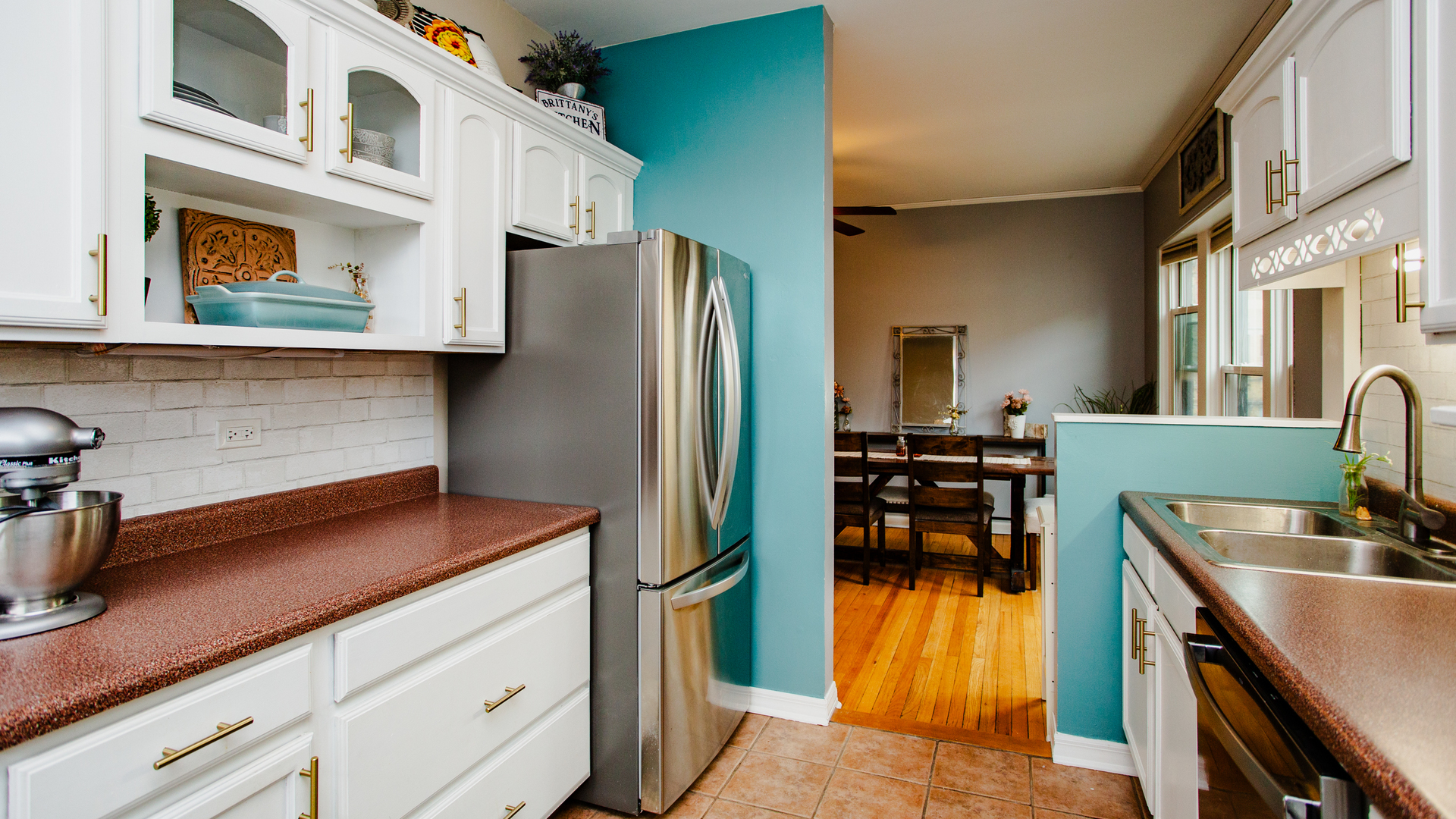 3807 N Fremont Street Unit: 3