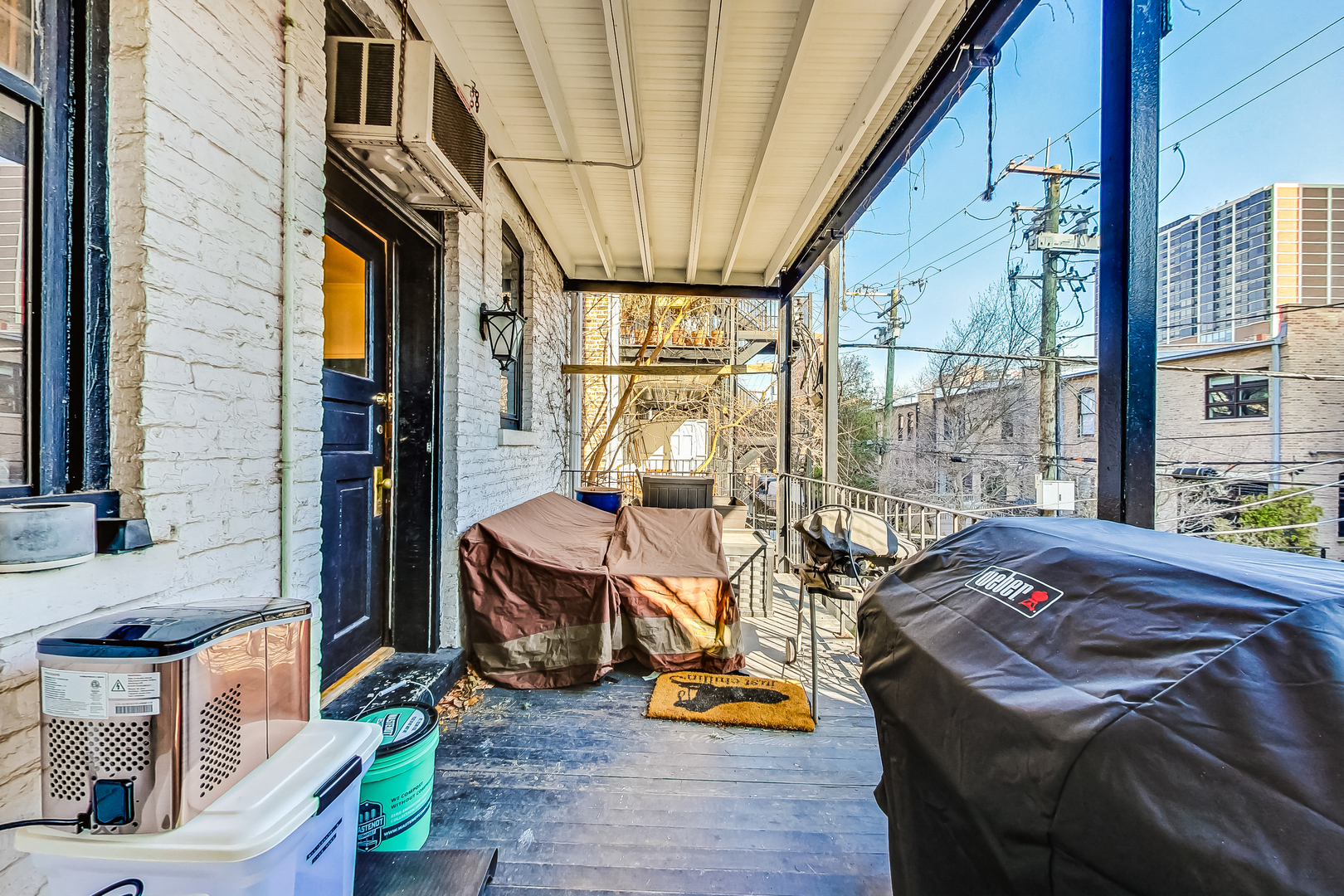 1705 N North Park Avenue Unit: 2