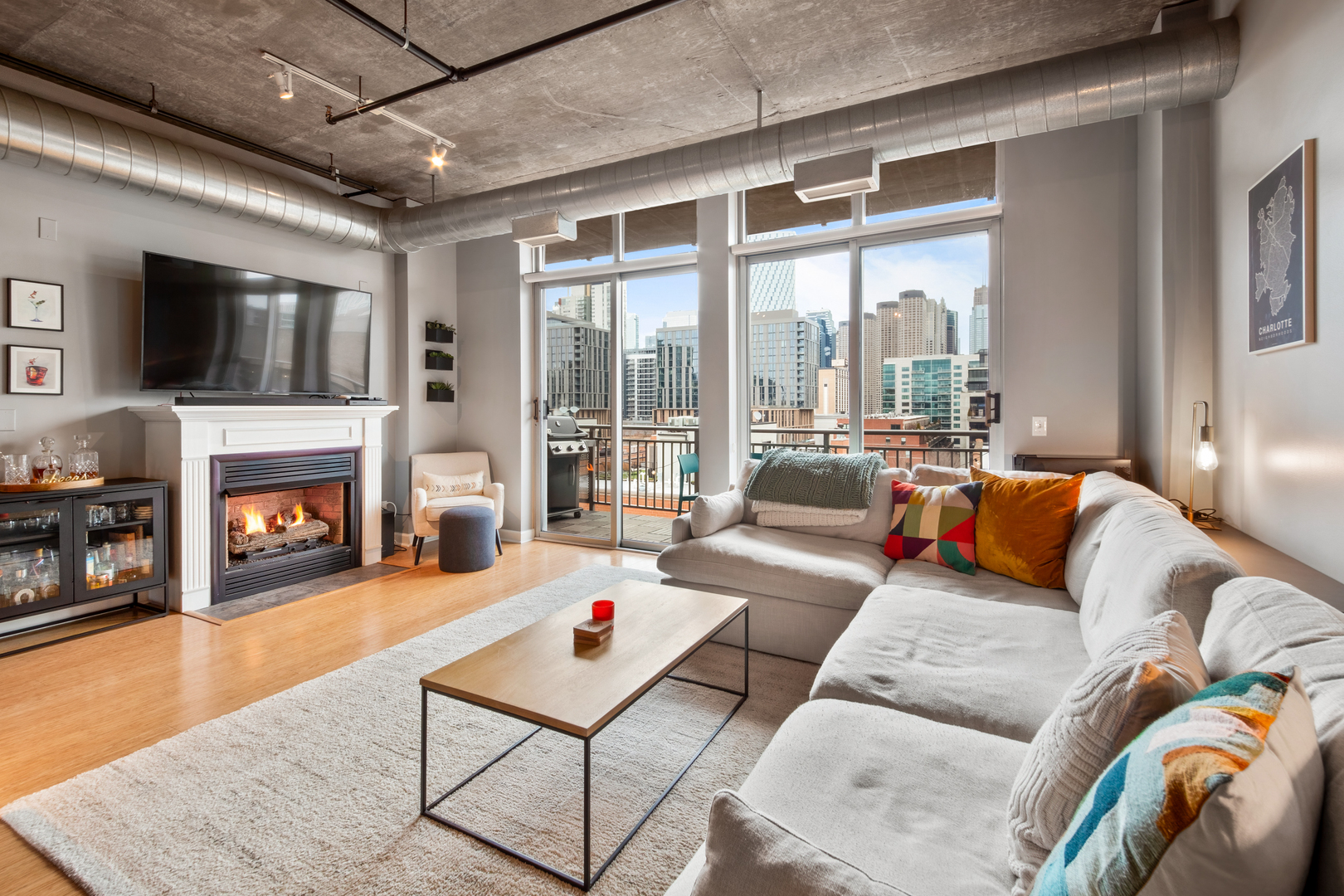 111 S Morgan Street Unit: 724