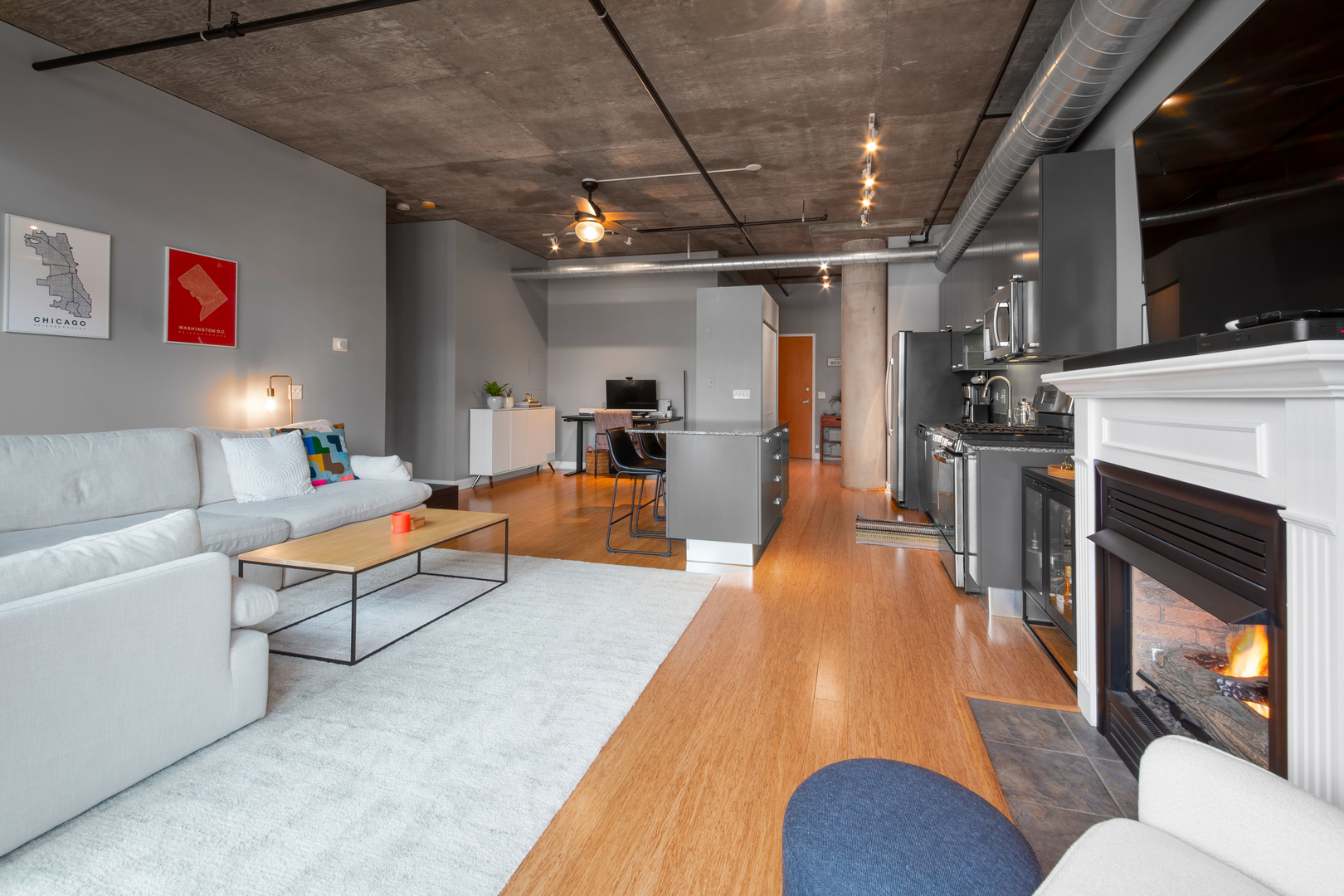 111 S Morgan Street Unit: 724