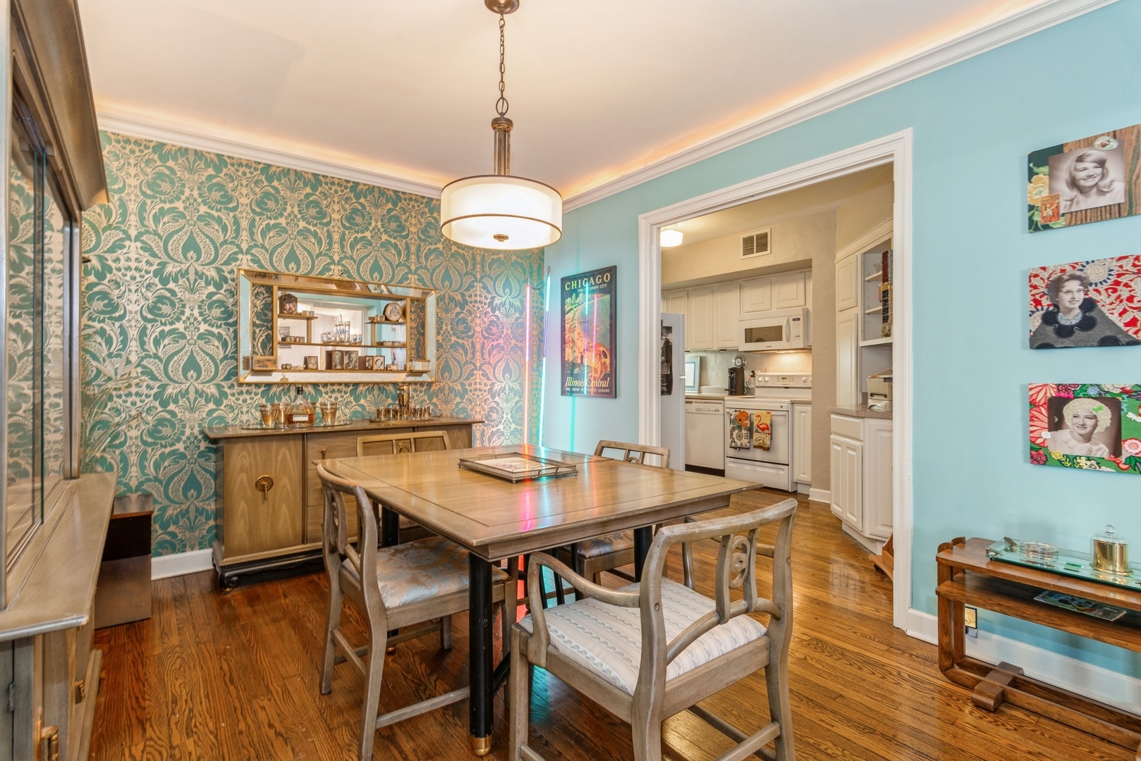 5555 N SHERIDAN Road Unit: 139