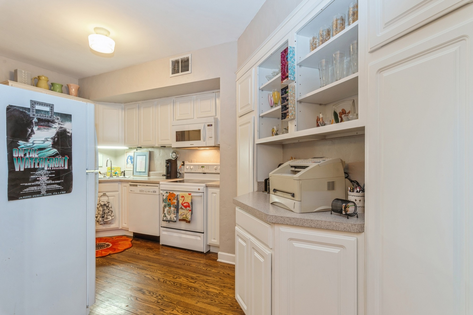 5555 N SHERIDAN Road Unit: 139