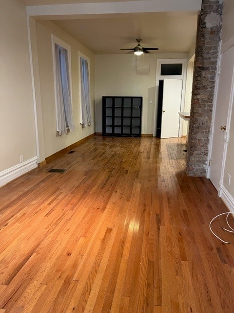 1124 N Winchester Avenue Unit: 1