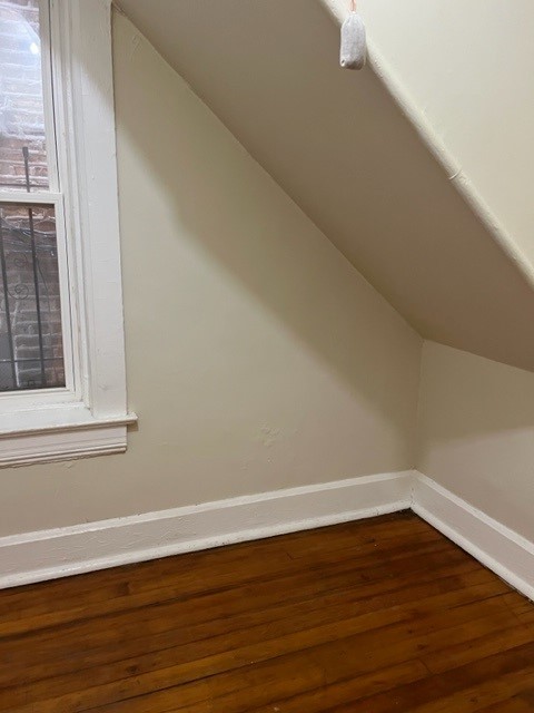 1124 N Winchester Avenue Unit: 1