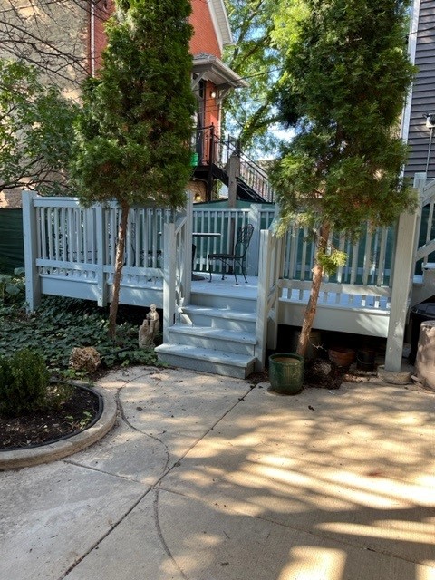 1124 N Winchester Avenue Unit: 1