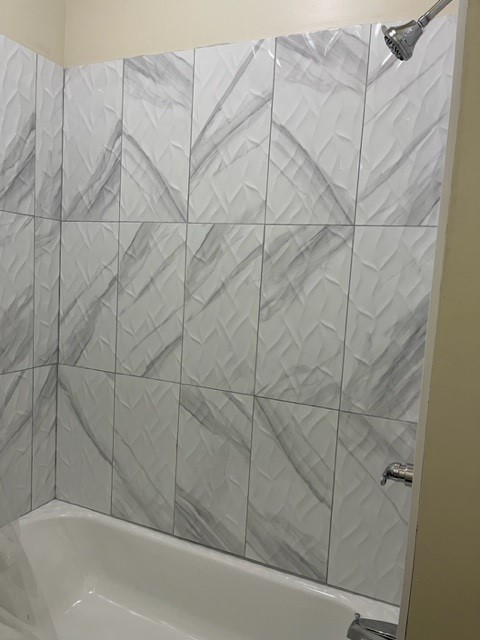 1124 N Winchester Avenue Unit: 1