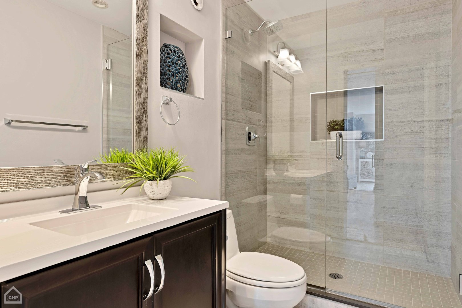 1122 N Clark Street Unit: 3901