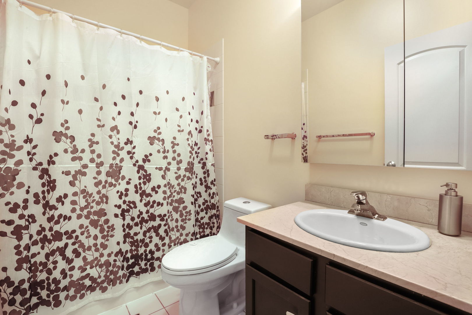 3957 N Hermitage Avenue Unit: 1