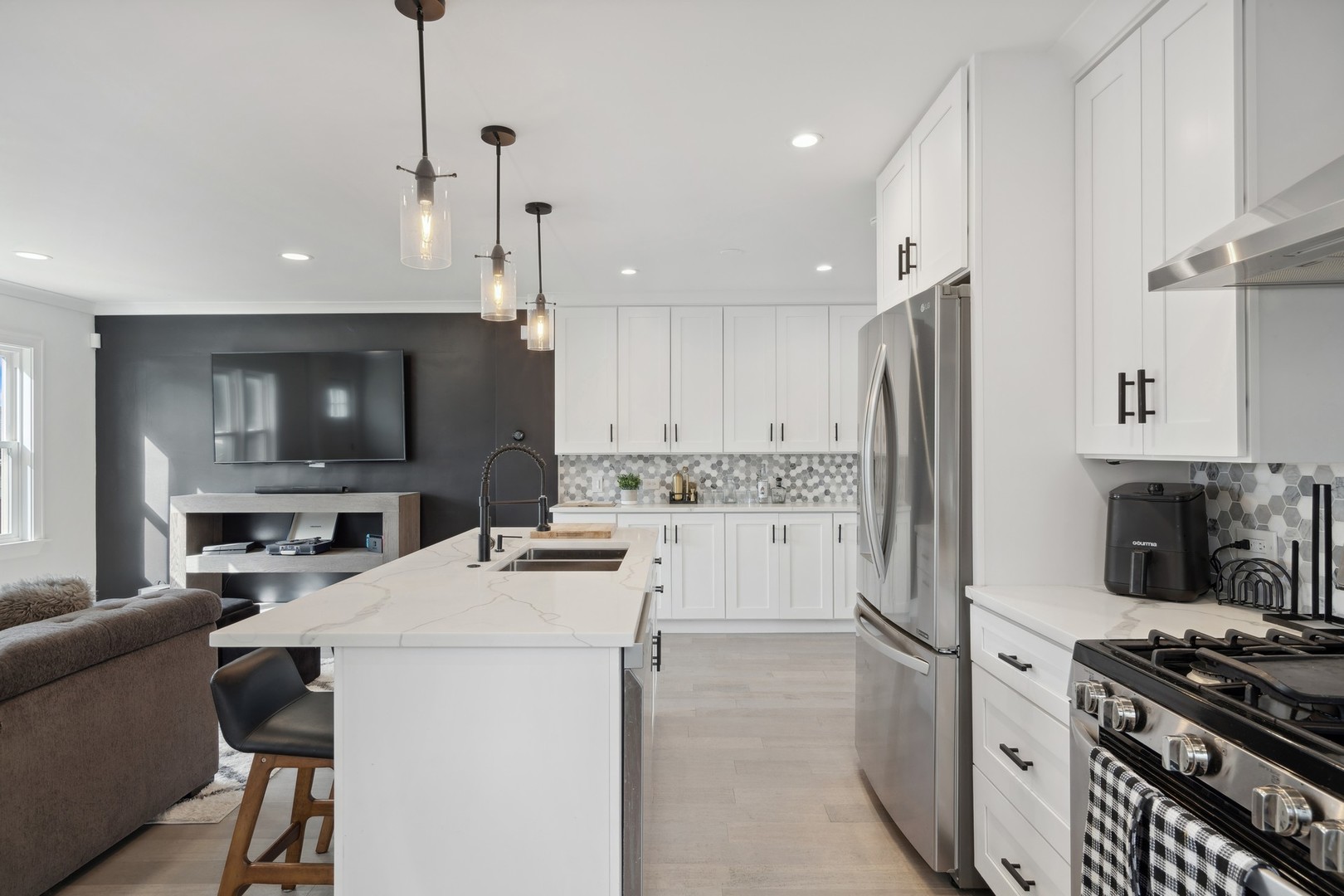 7812 W Altgeld Street