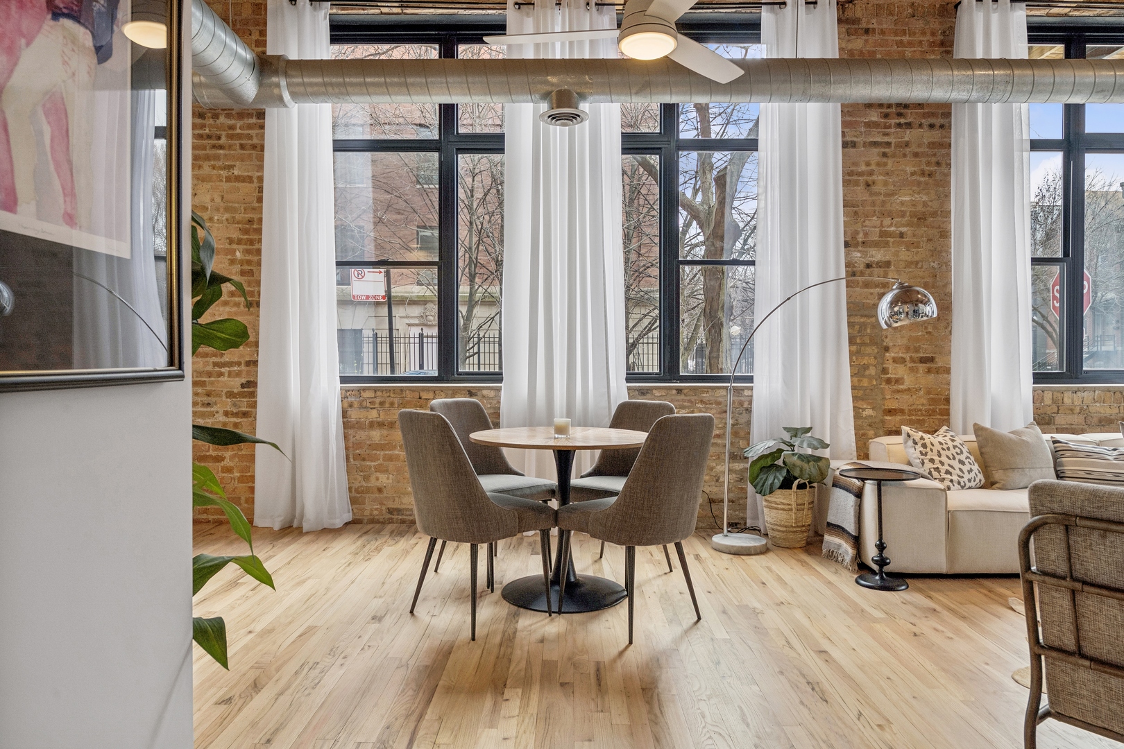 1259 N Wood Street Unit: 104