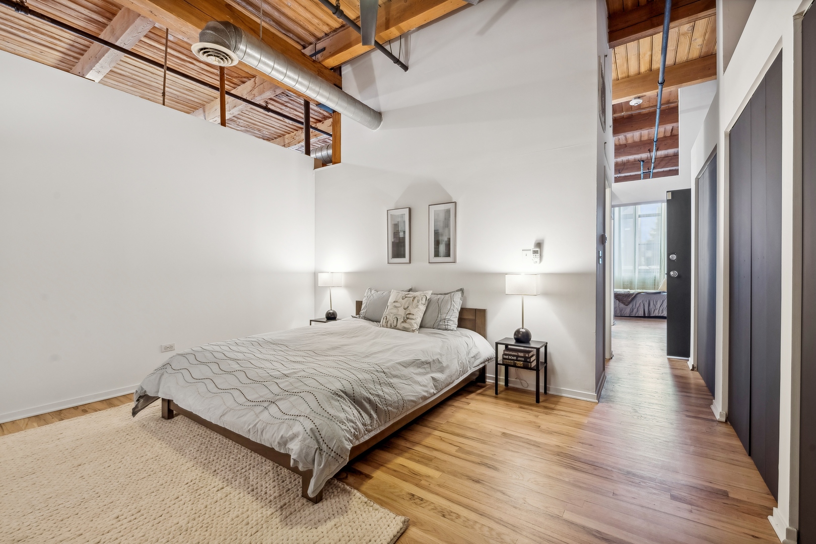 1259 N Wood Street Unit: 104