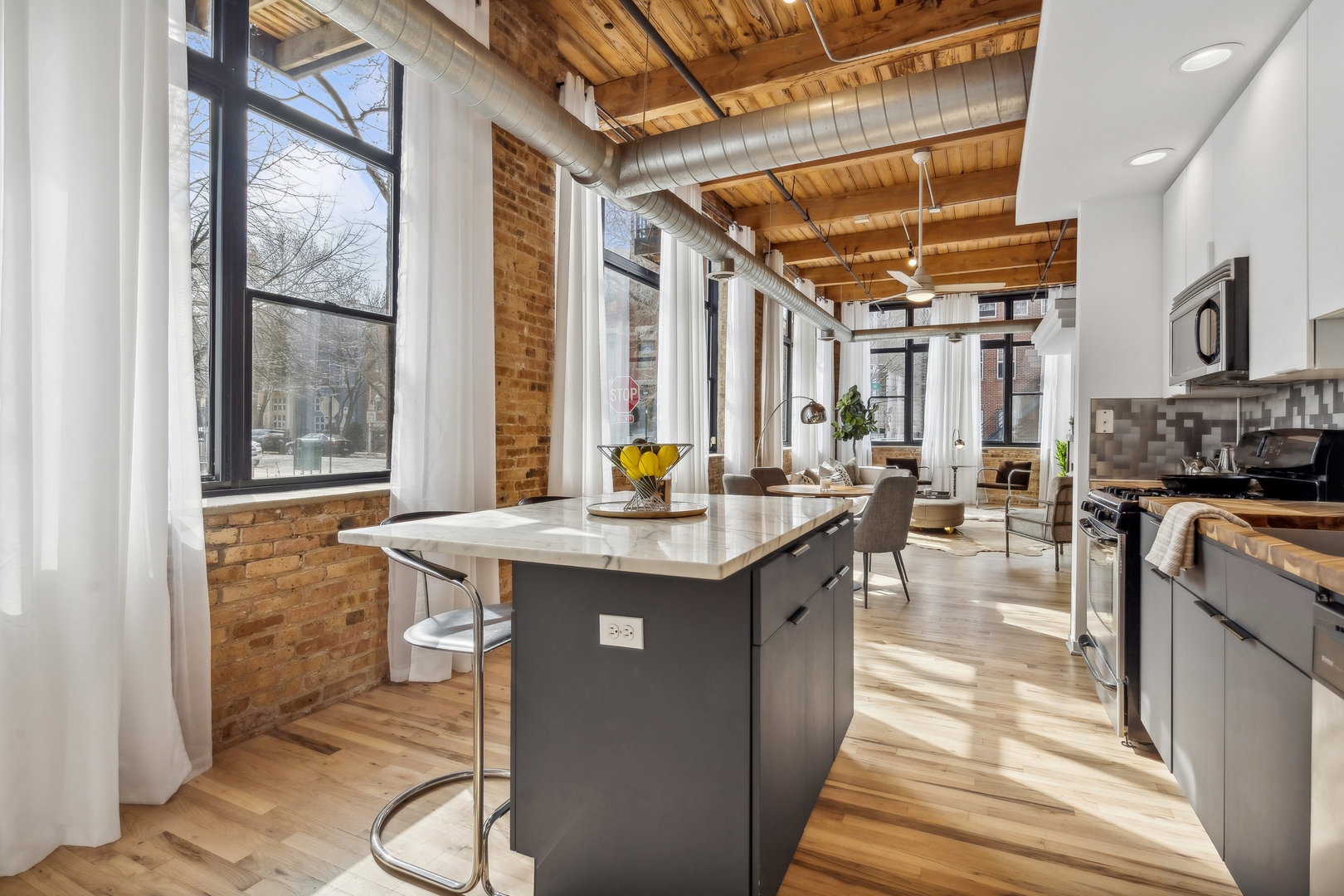 1259 N Wood Street Unit: 104