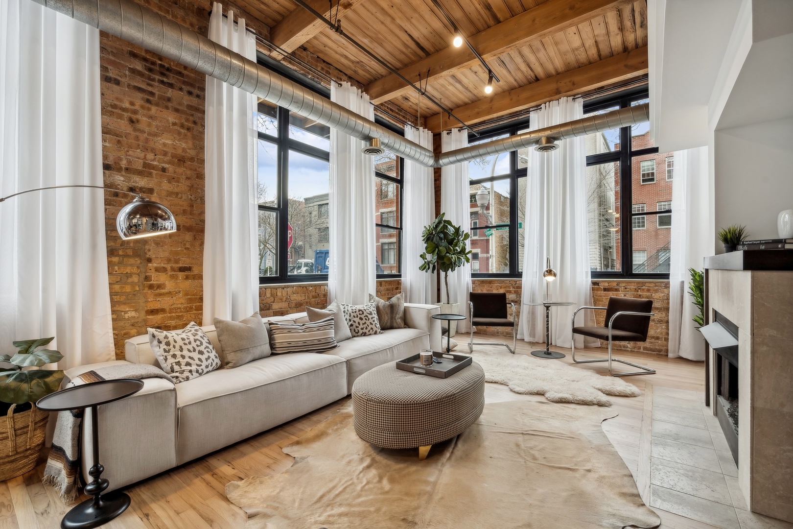 1259 N Wood Street Unit: 104