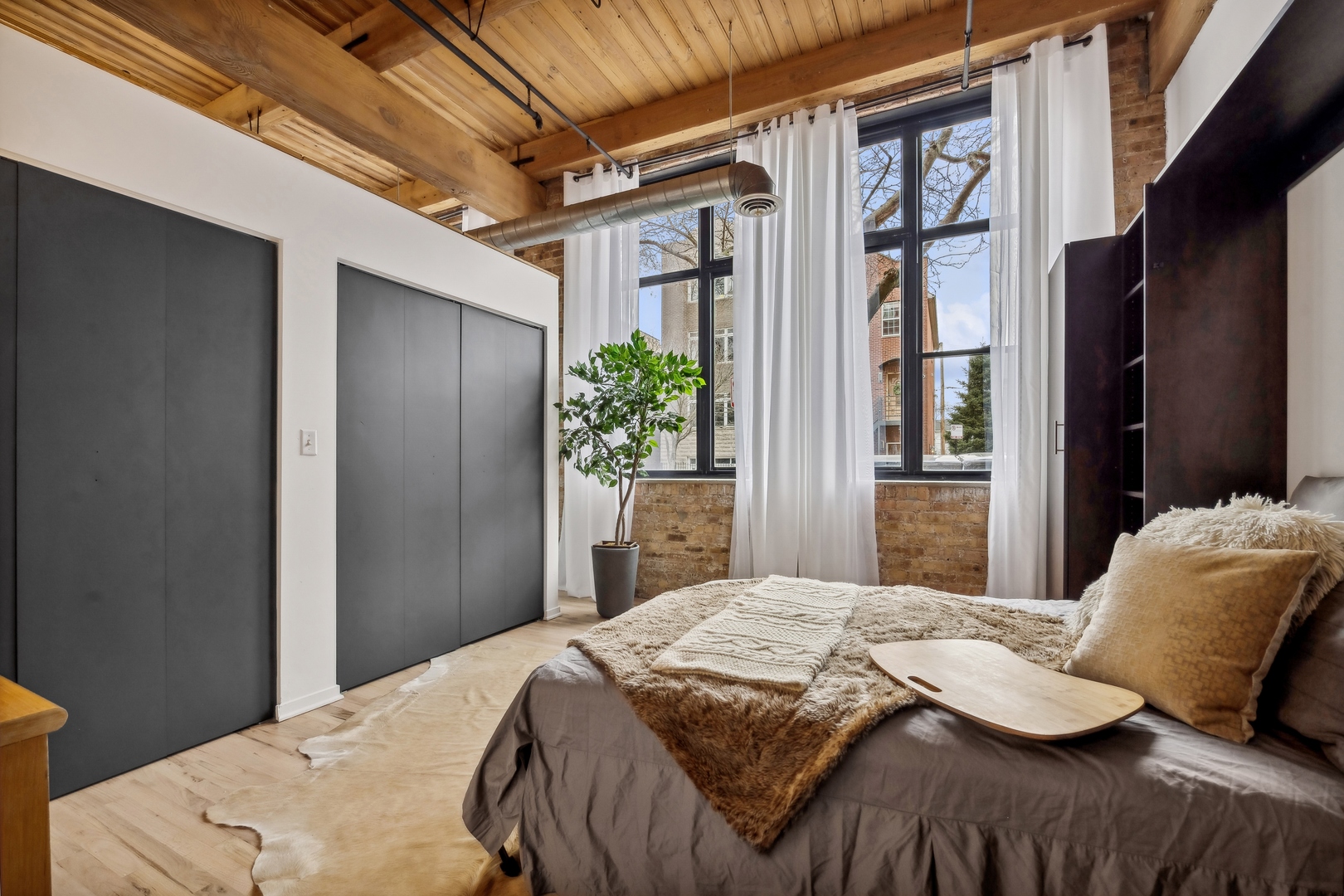 1259 N Wood Street Unit: 104