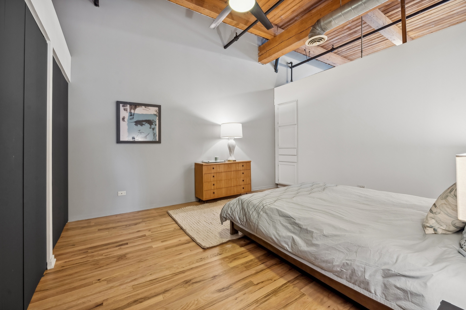 1259 N Wood Street Unit: 104