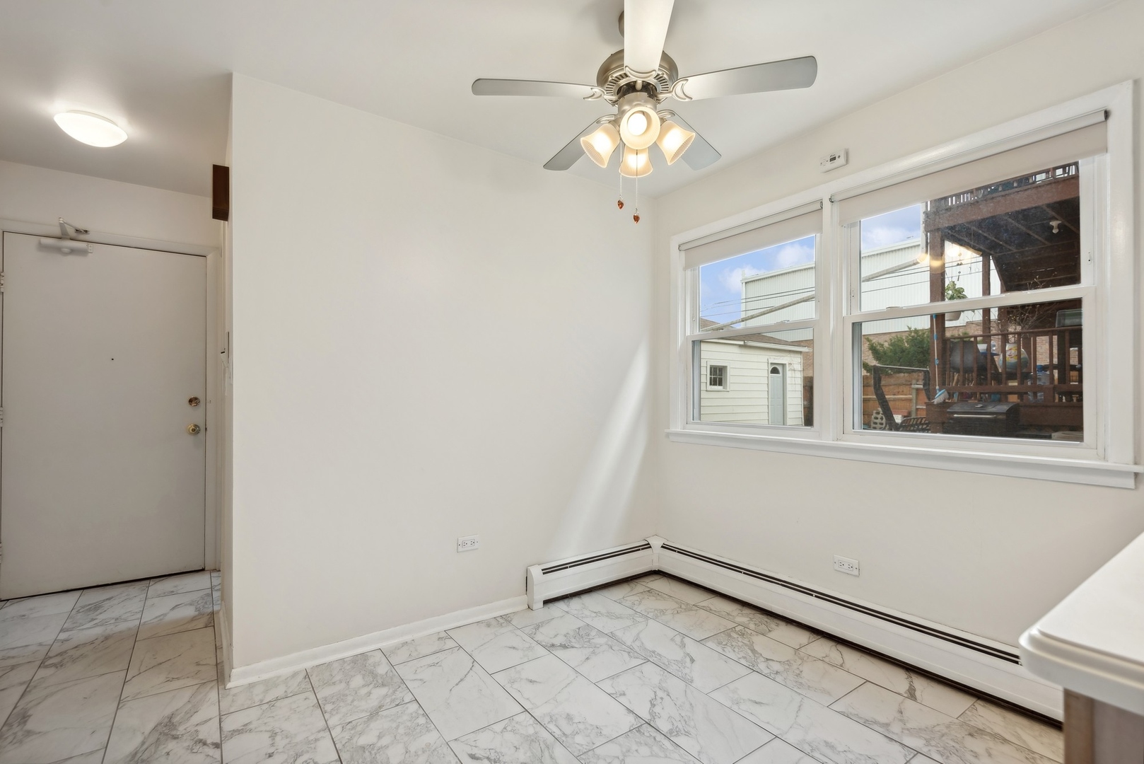 8021 KNOX Avenue Unit: 1