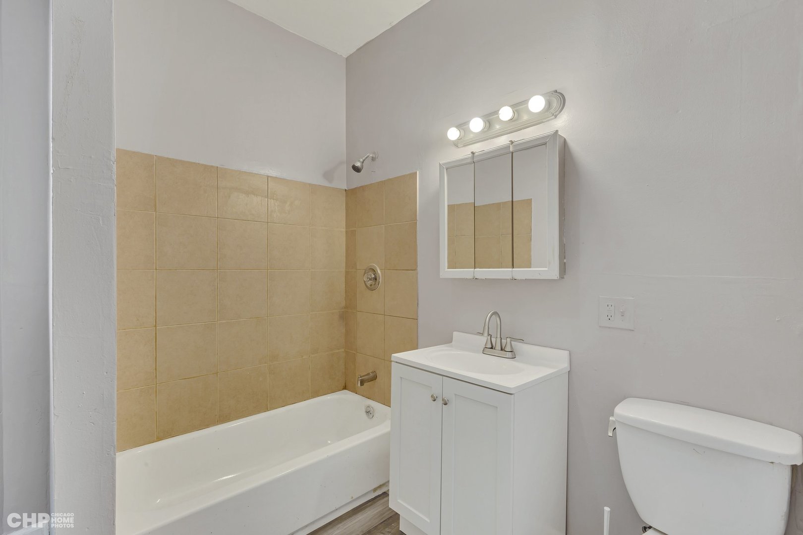 928 - 930 N LAWNDALE Avenue