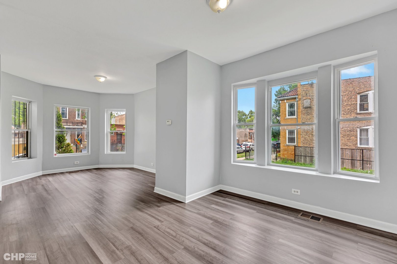 928 - 930 N LAWNDALE Avenue