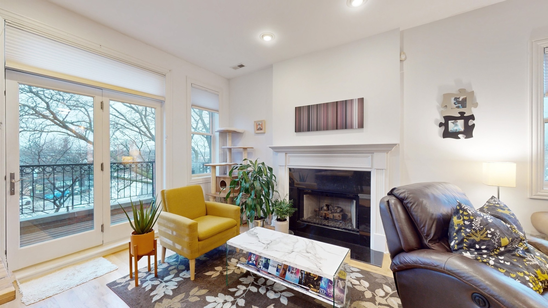 5605 N Miltimore Avenue Unit: 3N