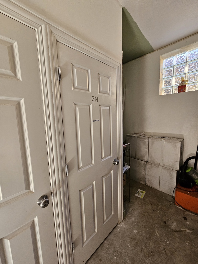 5605 N Miltimore Avenue Unit: 3N