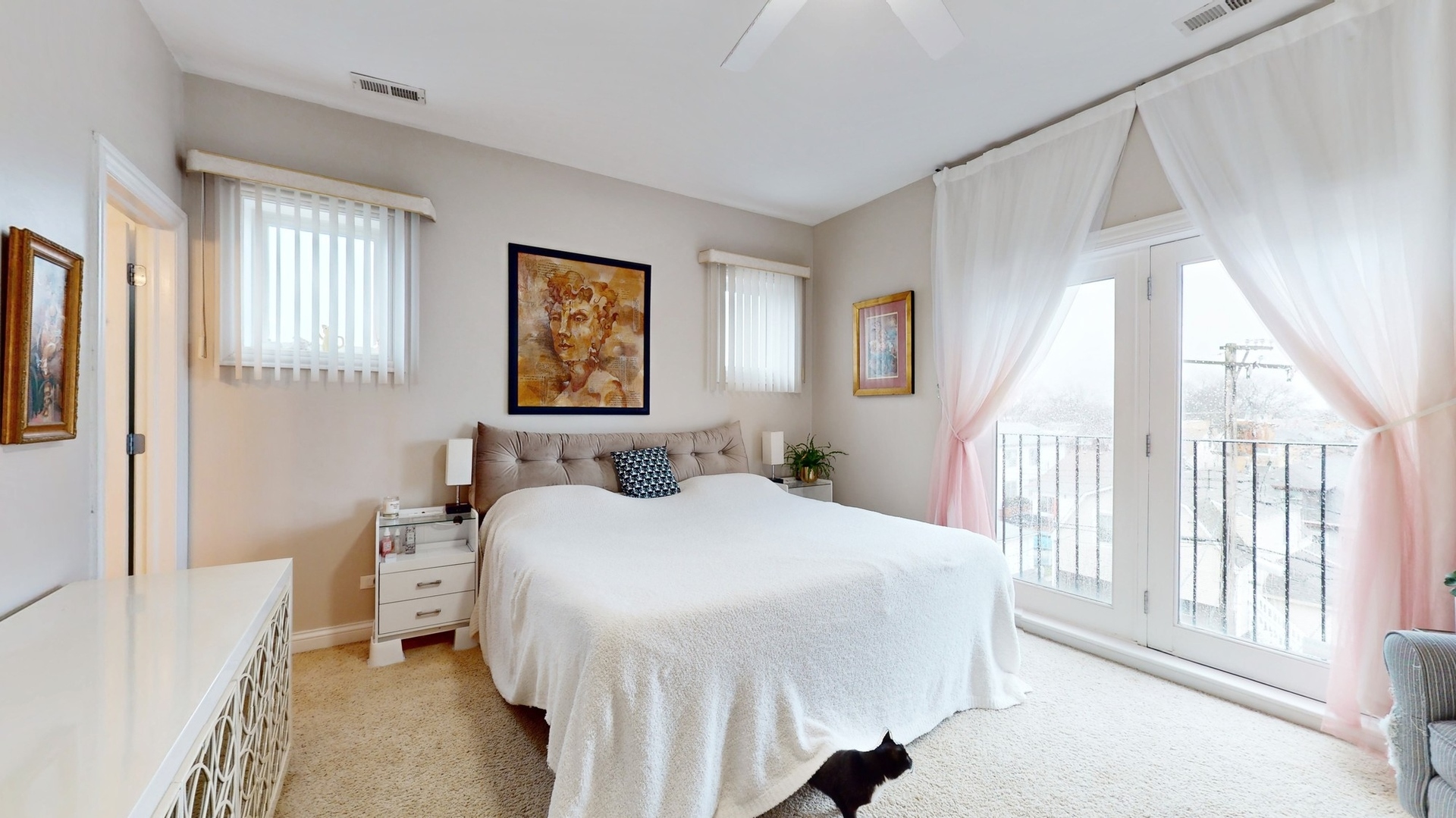 5605 N Miltimore Avenue Unit: 3N