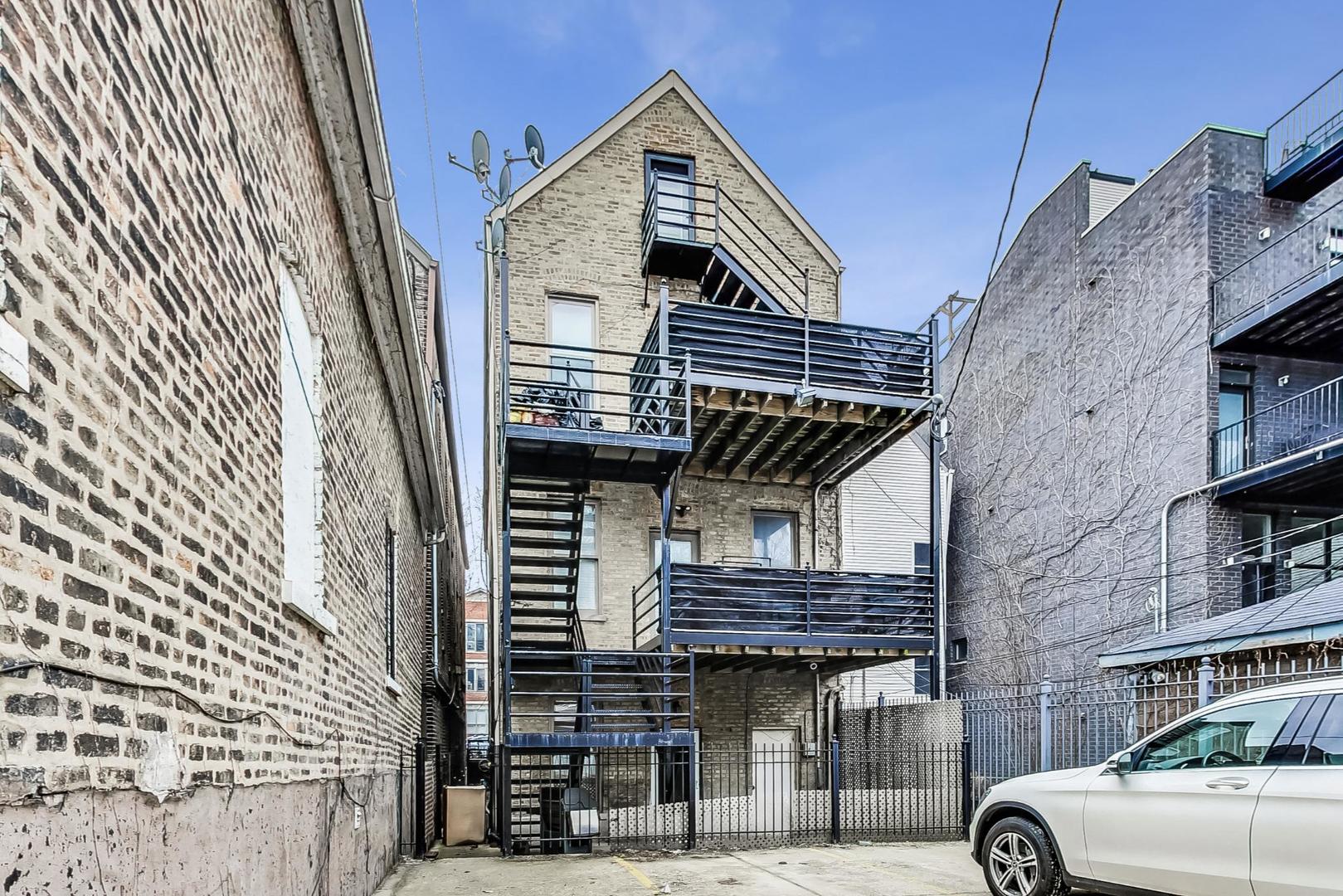 1537 N Bosworth Avenue Unit: 1