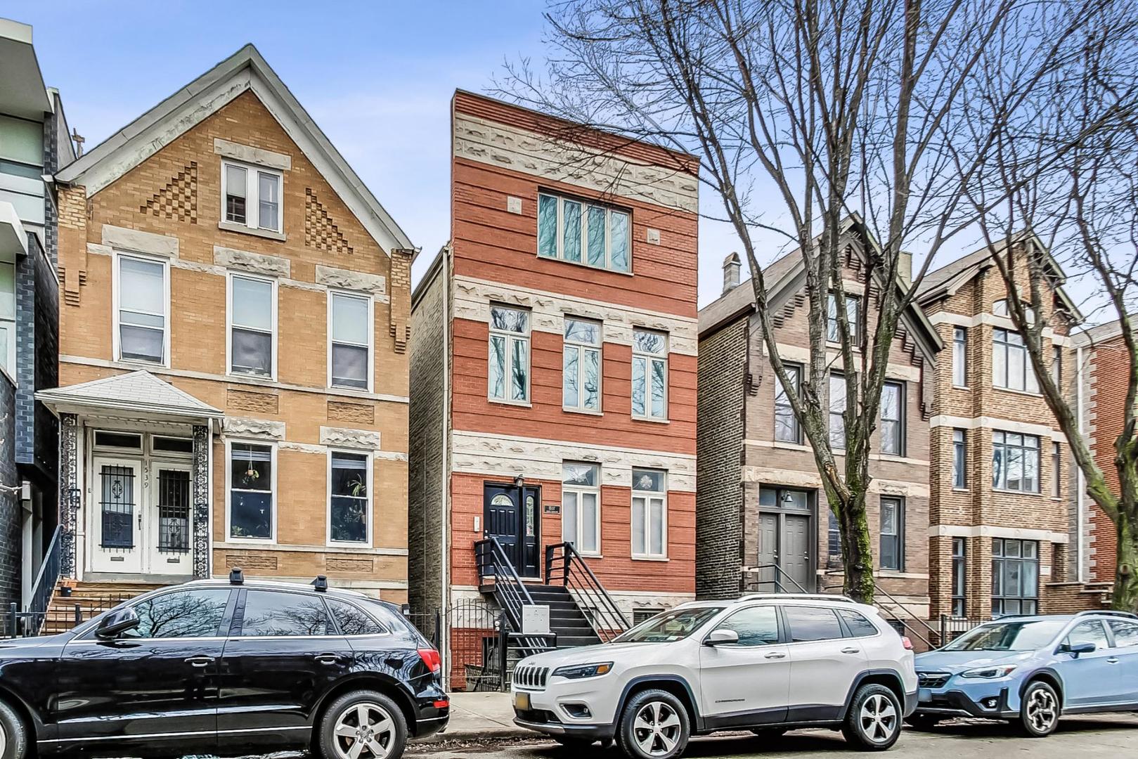 1537 N Bosworth Avenue Unit: 1