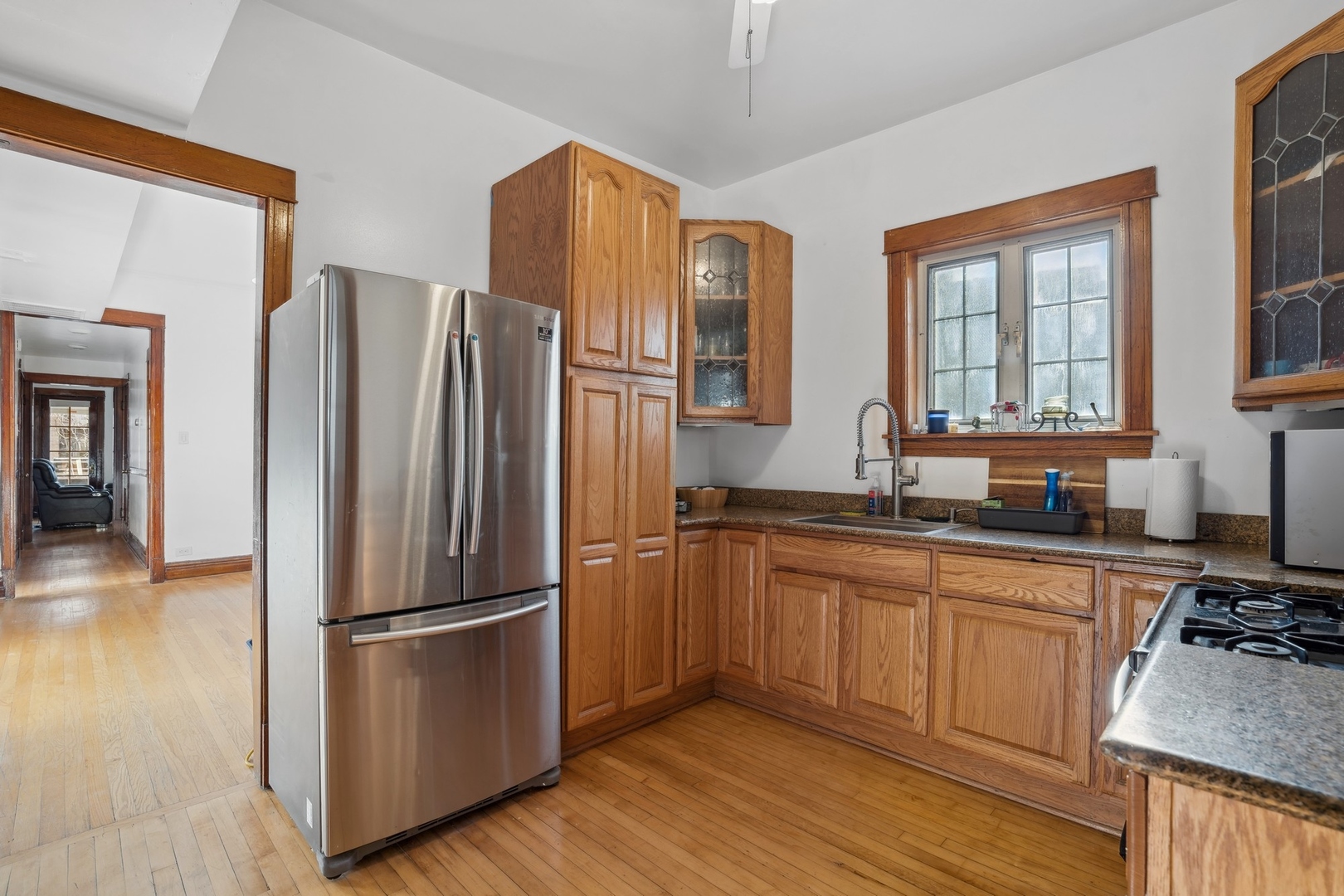 1010 N Oakley Boulevard