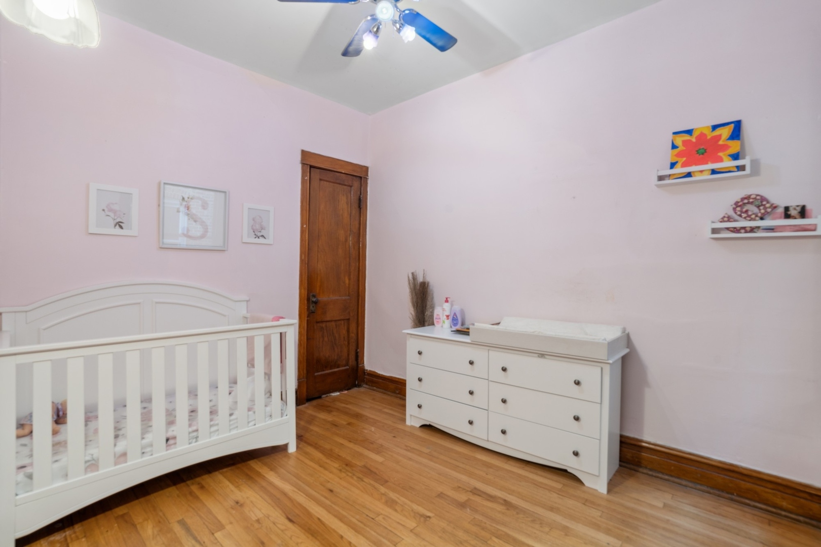 1010 N Oakley Boulevard