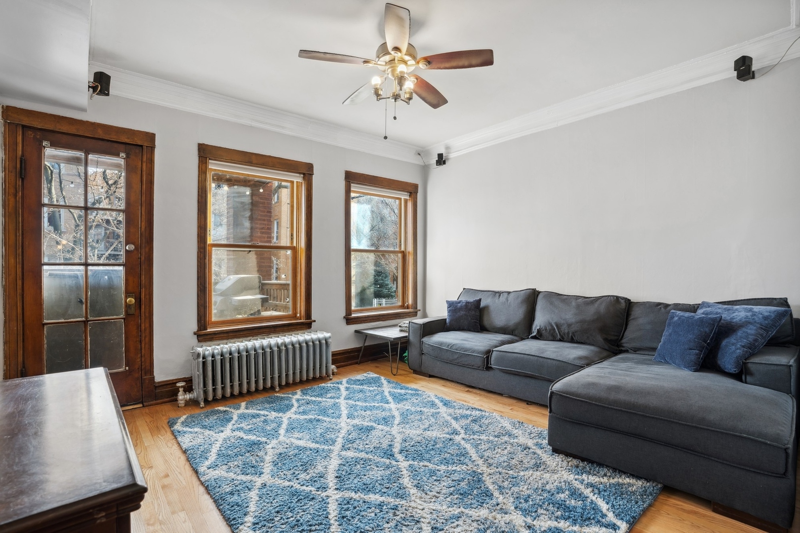 1010 N Oakley Boulevard