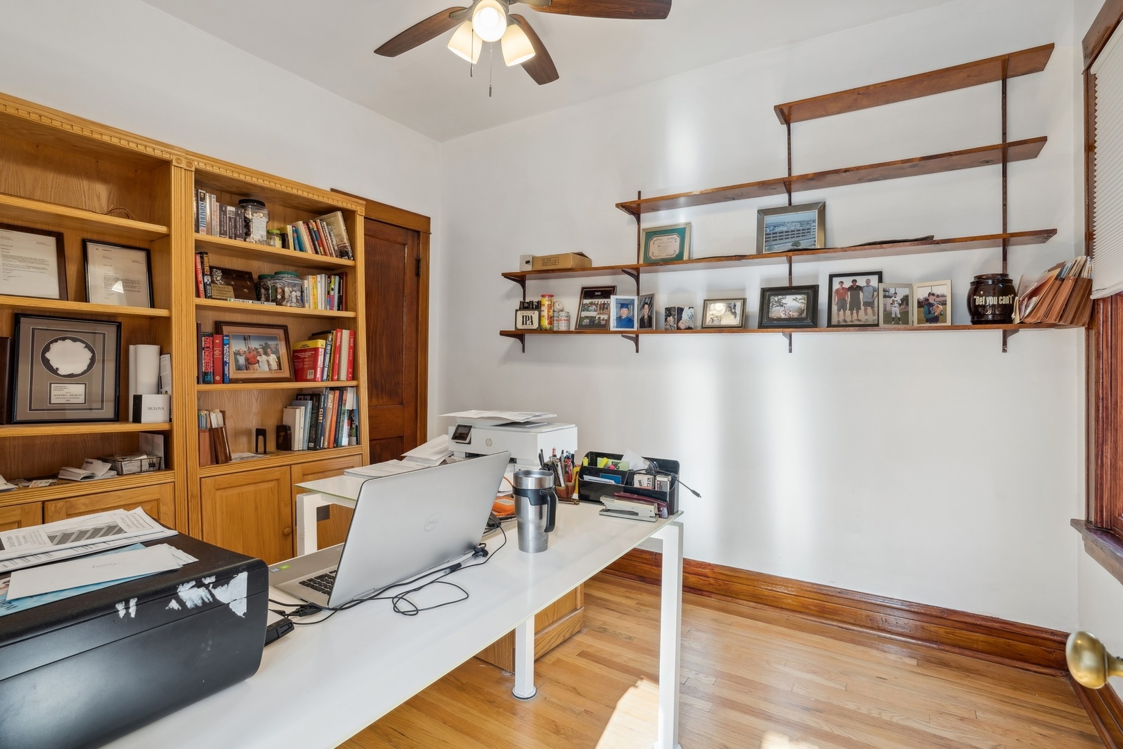 1010 N Oakley Boulevard