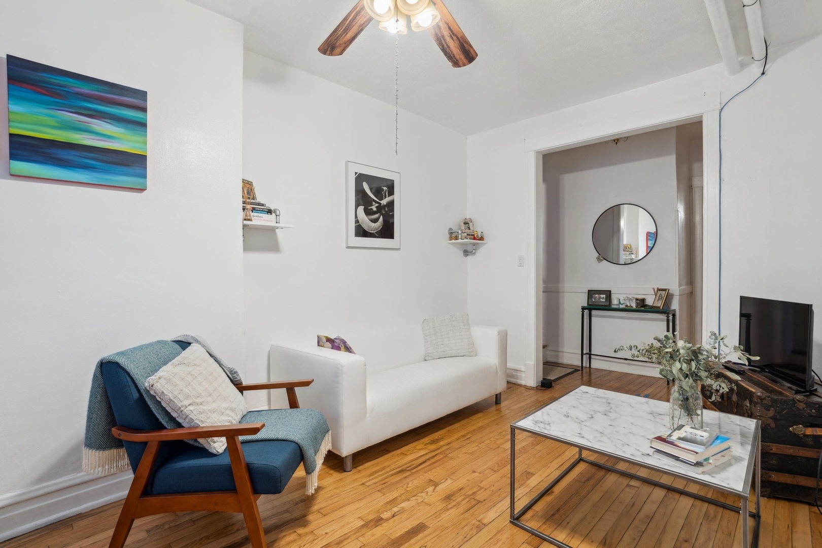 1010 N Oakley Boulevard