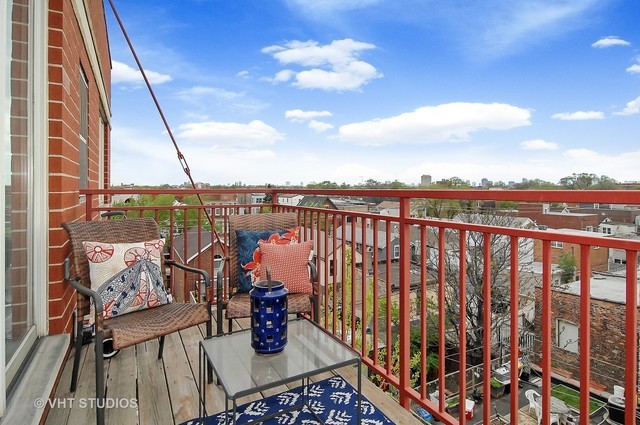 2158 W Grand Avenue Unit: 506