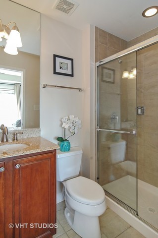 2158 W Grand Avenue Unit: 506