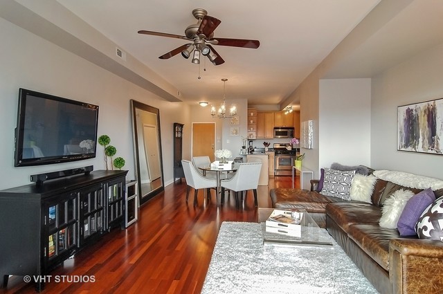 2158 W Grand Avenue Unit: 506