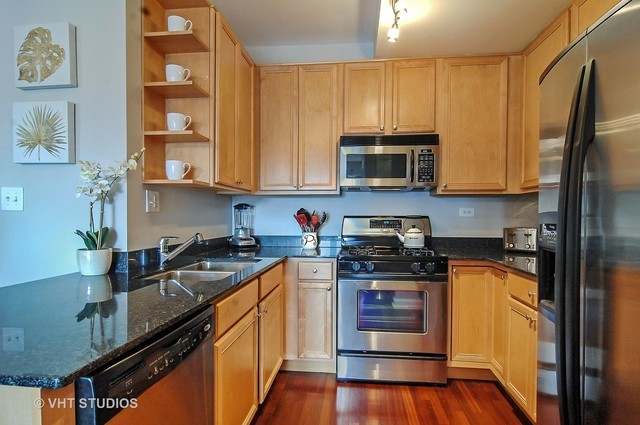 2158 W Grand Avenue Unit: 506