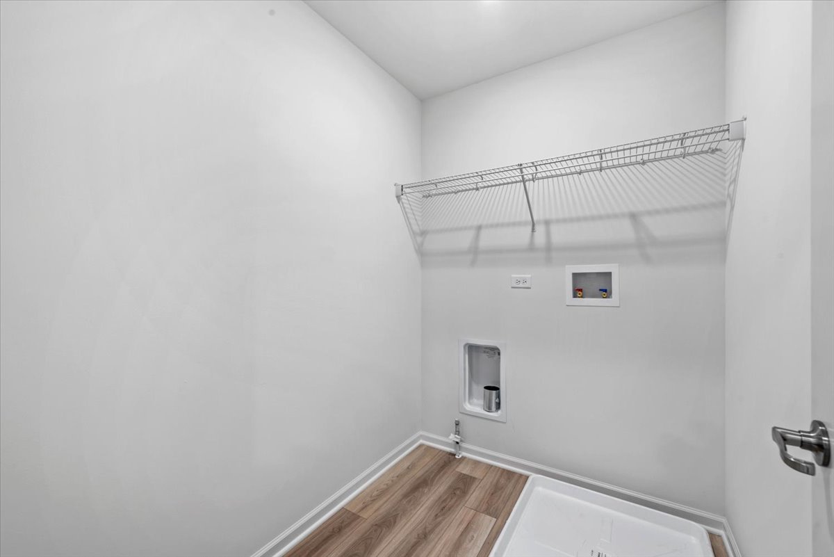 110 SWEETFLAG Circle