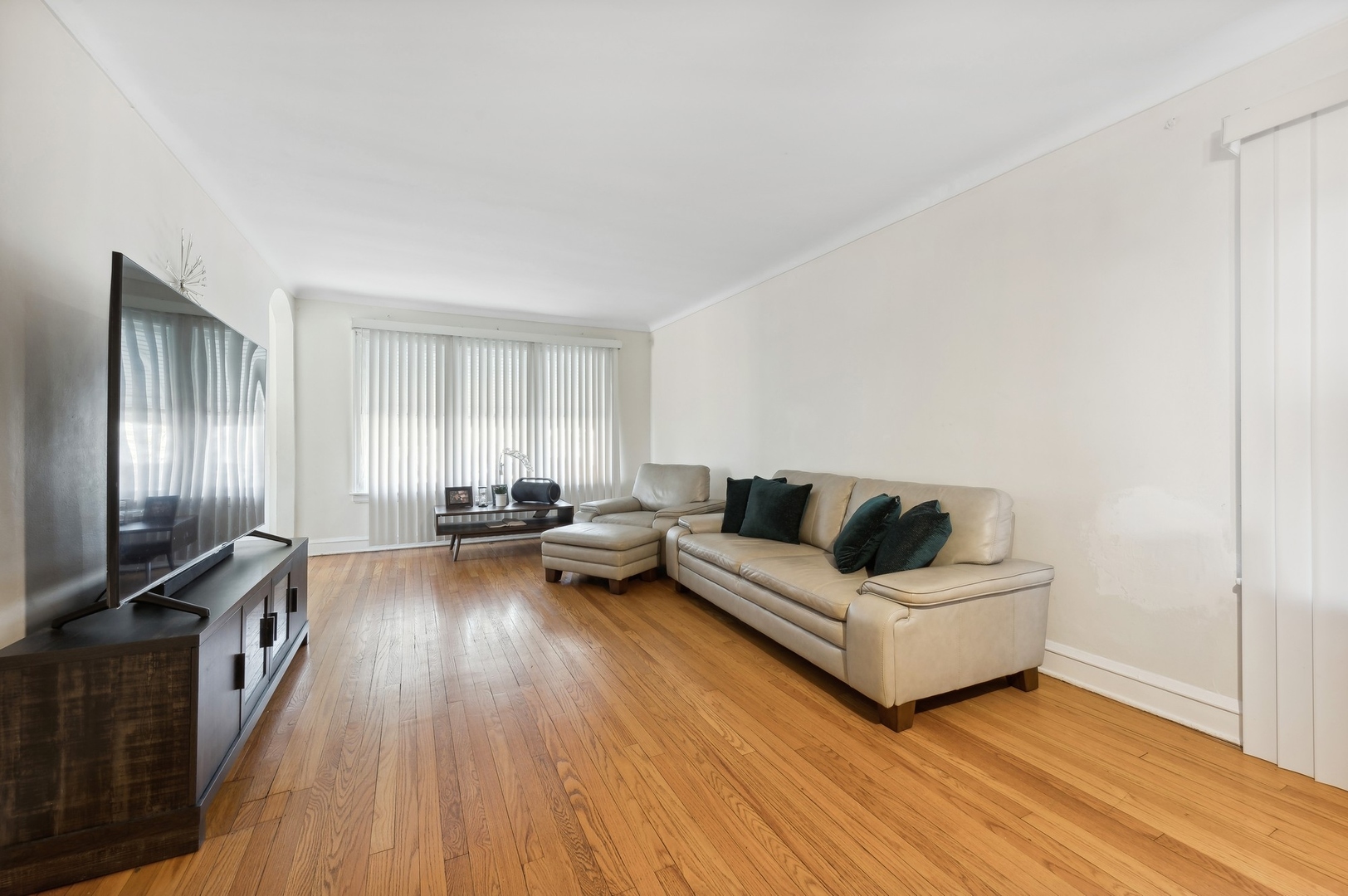 3621 N OVERHILL Avenue