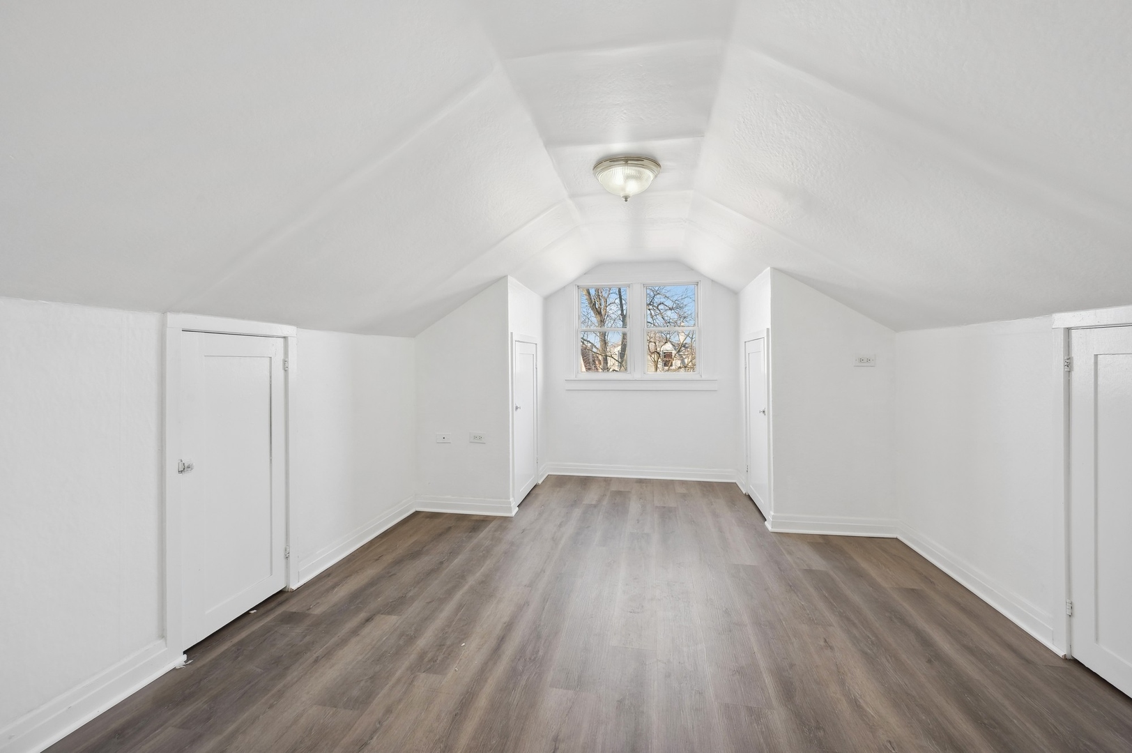 3621 N OVERHILL Avenue