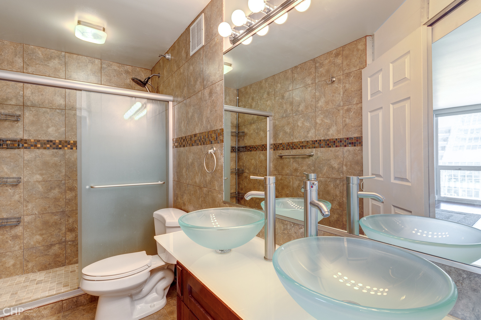 200 N Dearborn Street Unit: 3102