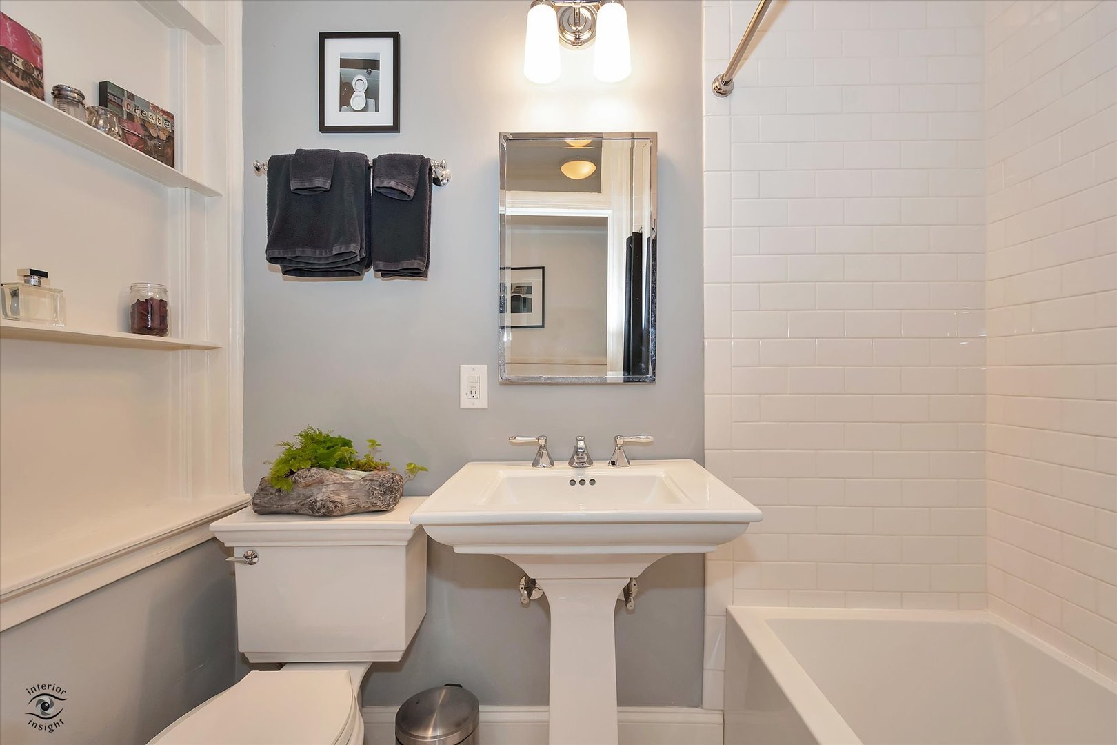 1713 N North Park Avenue Unit: 1S