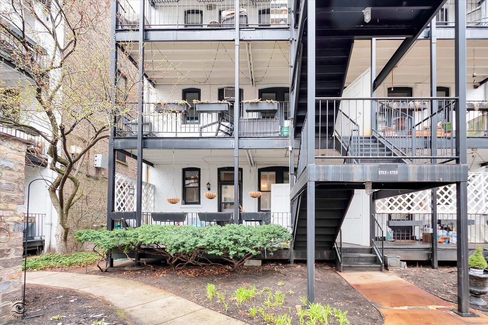 1713 N North Park Avenue Unit: 1S