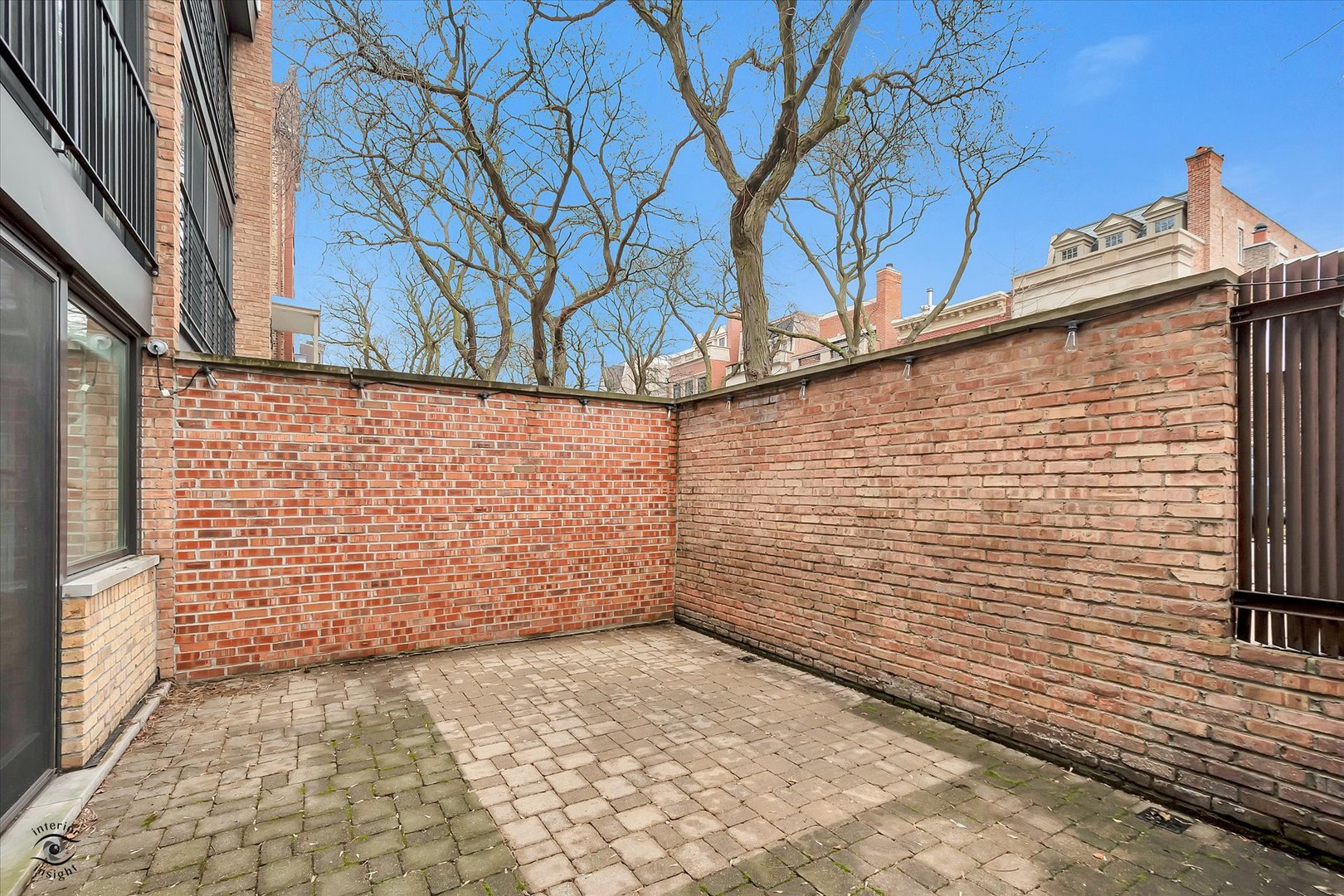 1916 N CLEVELAND Avenue Unit: A