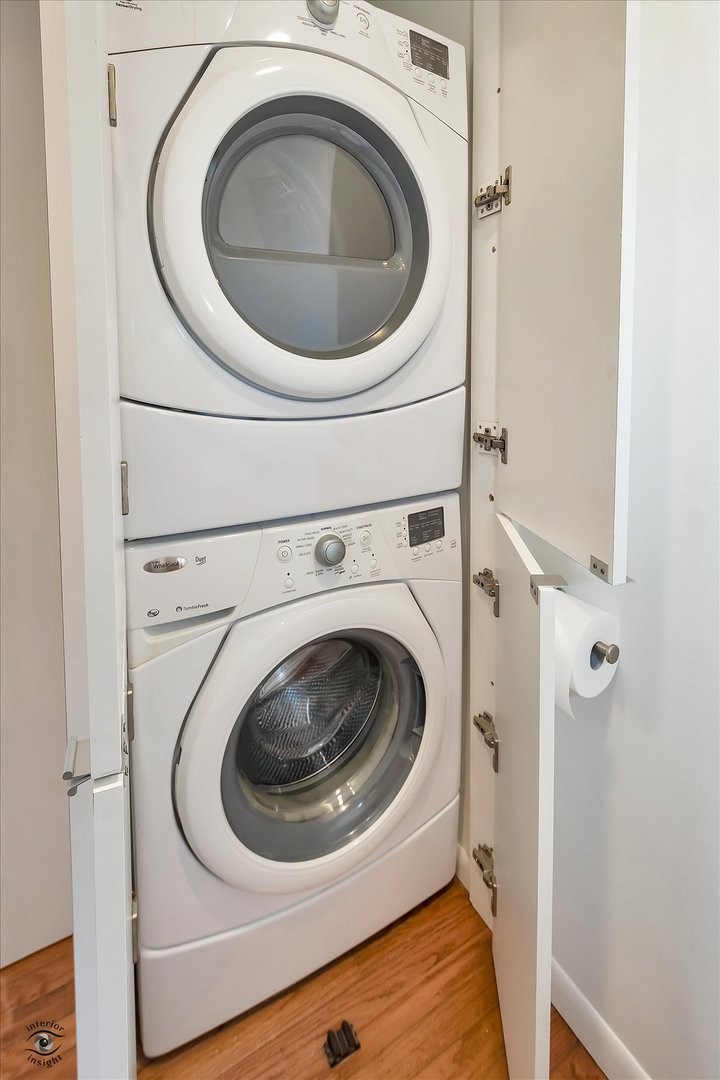 1916 N CLEVELAND Avenue Unit: A