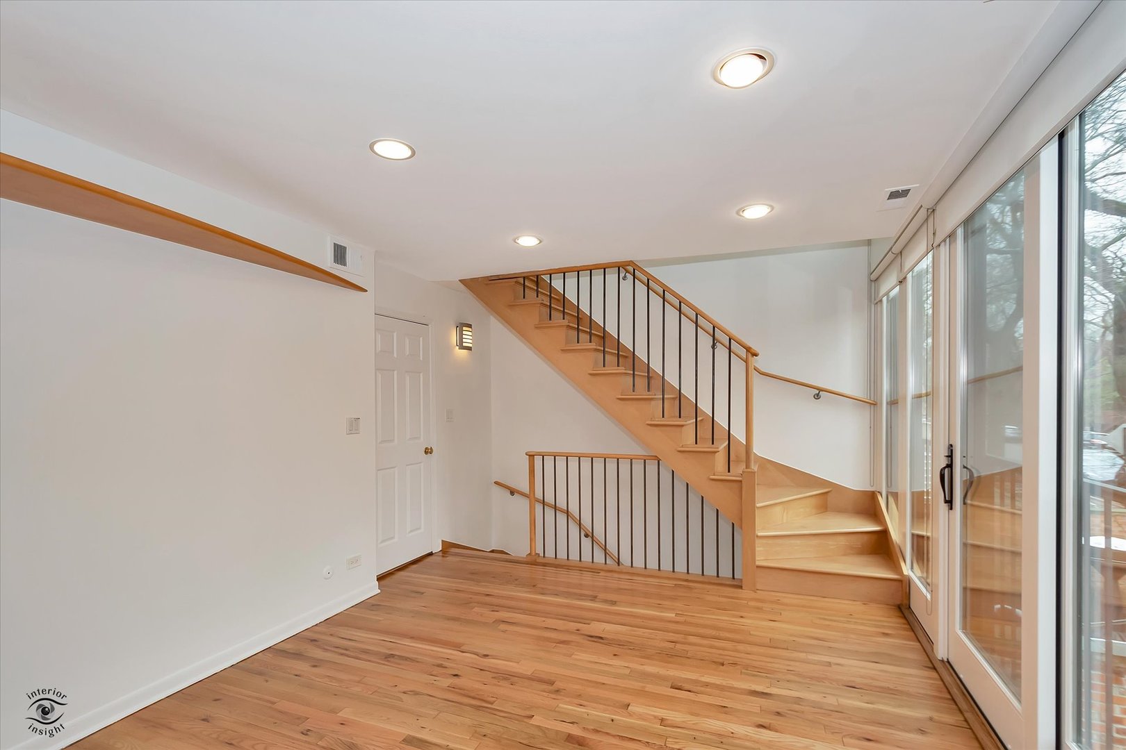 1916 N CLEVELAND Avenue Unit: A