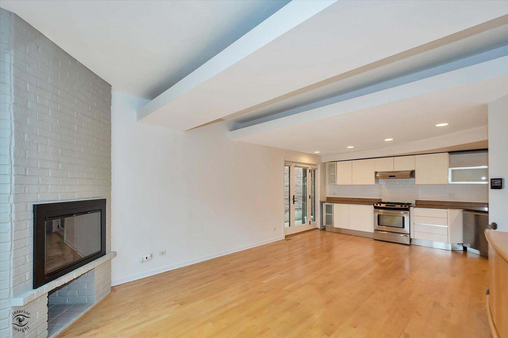 1916 N CLEVELAND Avenue Unit: A