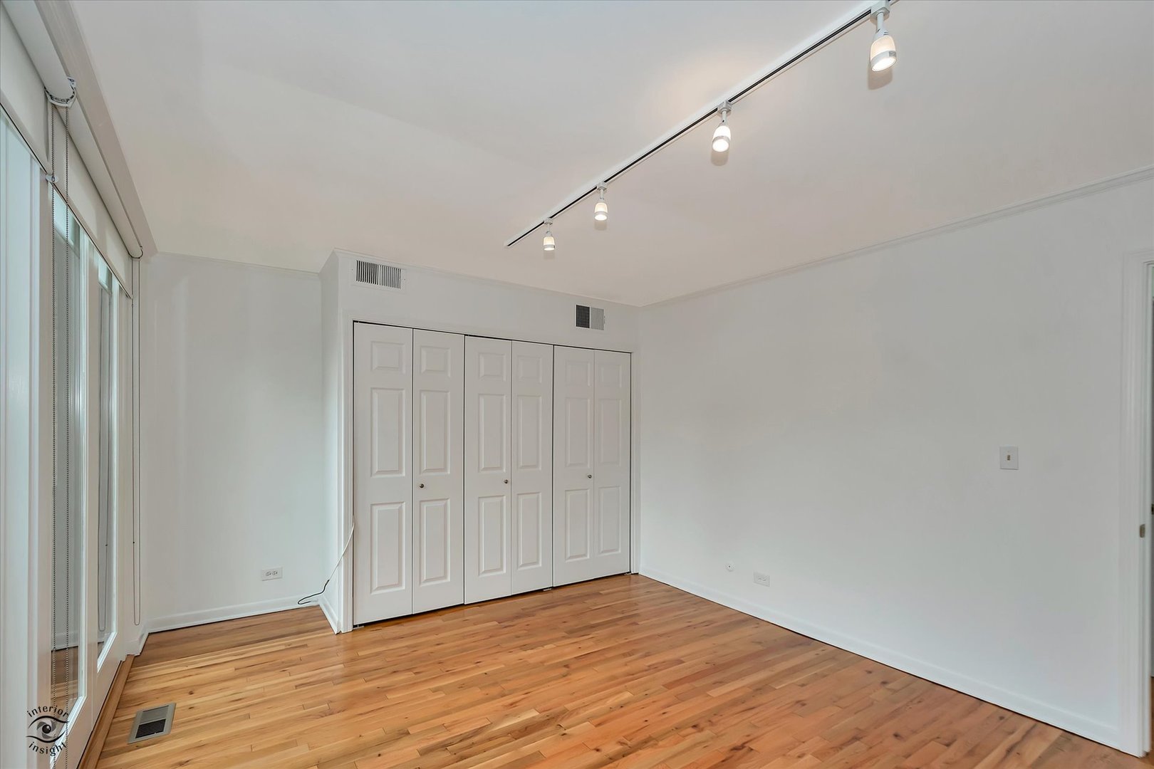 1916 N CLEVELAND Avenue Unit: A