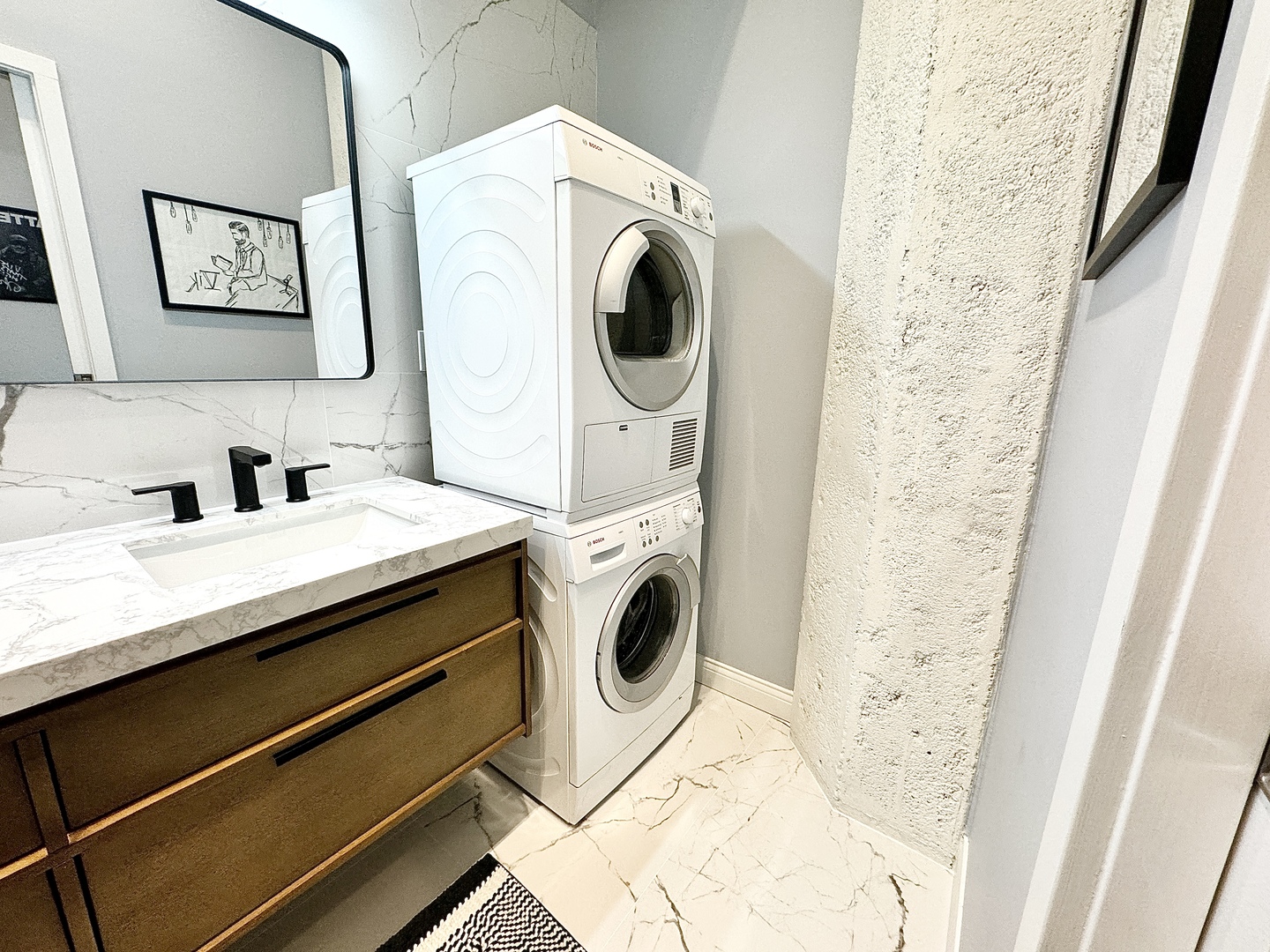 124 W Polk Street Unit: 307